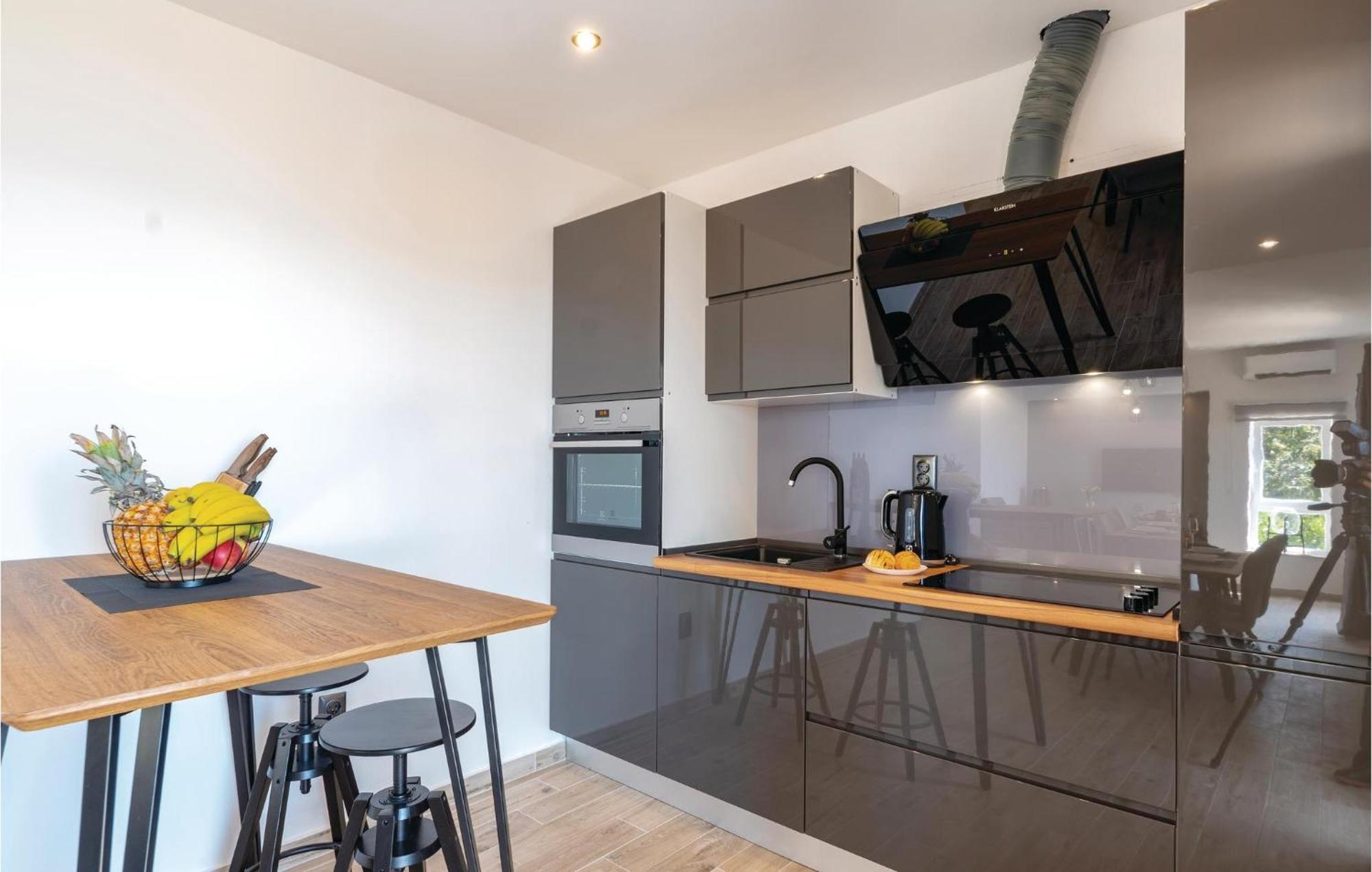 Nice Apartment In Orebic With House Sea View Ngoại thất bức ảnh